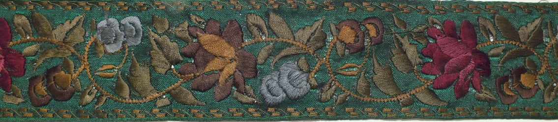 ANTIQUE STYLE TRIM EARTH & MAROON