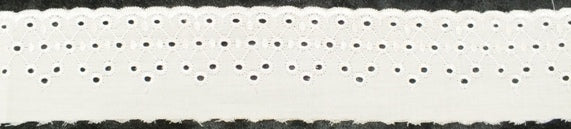 BRODERIE ANGLAISE DIAMONDS 60MM